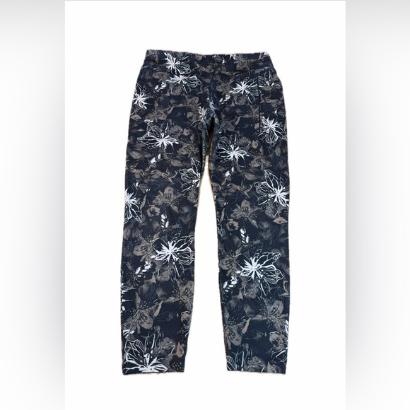Columbia Pants - Columbia Women's Weekend Adventure 7/8 Leggings Size XL- 2 Waistband Pockets